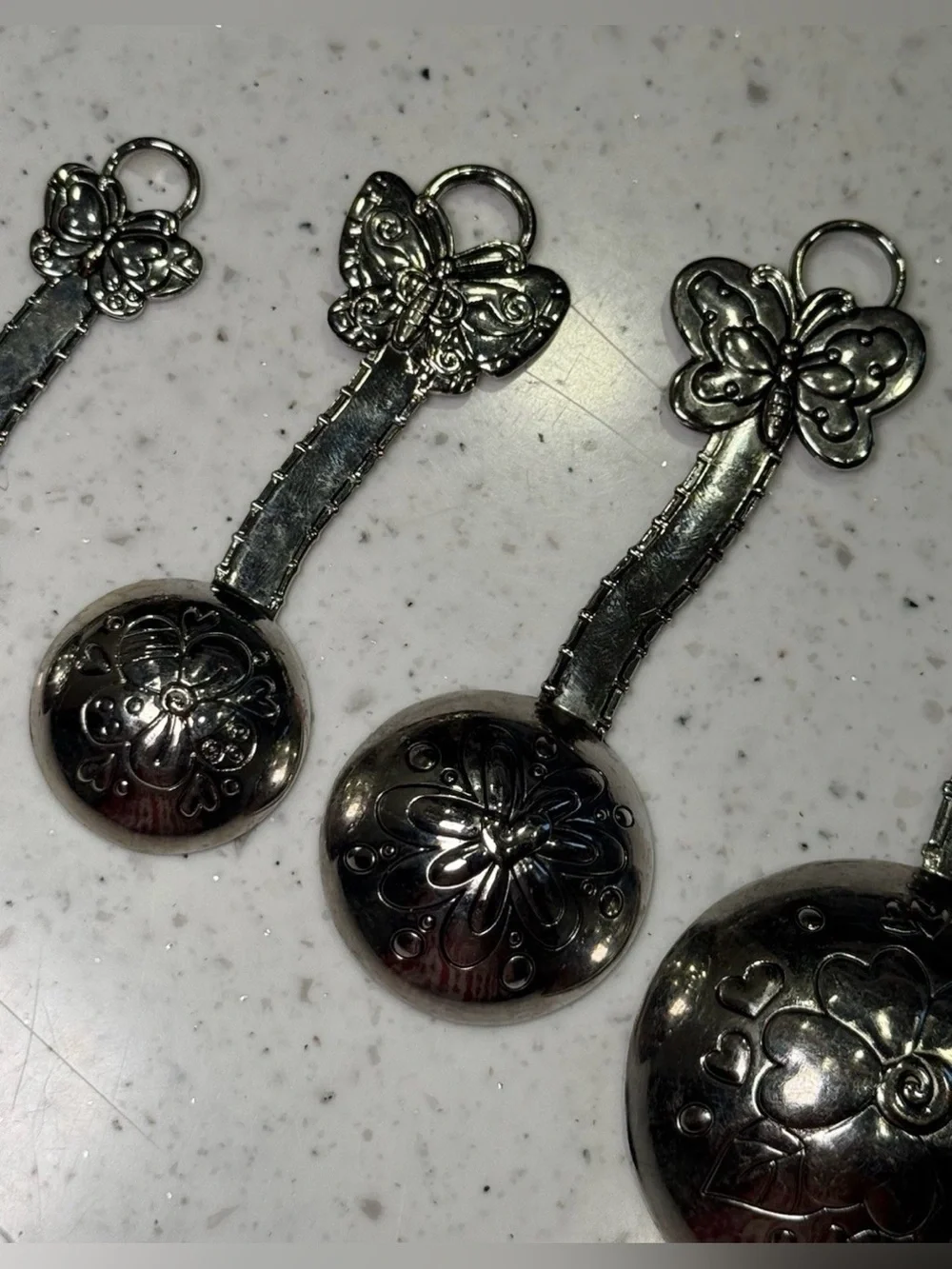 Ganz Embossed Measuring Spoons Butterflies Flowers Set of 4 Excellent Condition